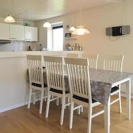 3 Bedroom Cozy In Logstor *
